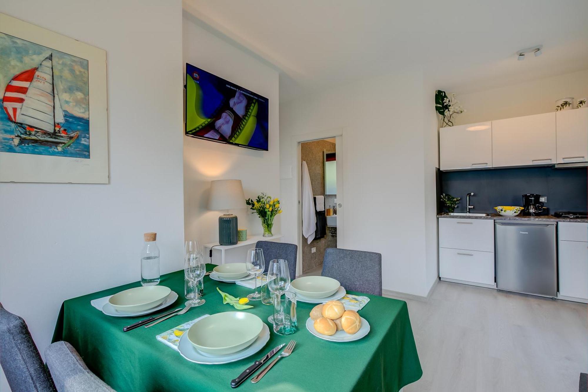 利莫内-苏尔加达Relais Nanzello Garda Living 1 And 2别墅 外观 照片