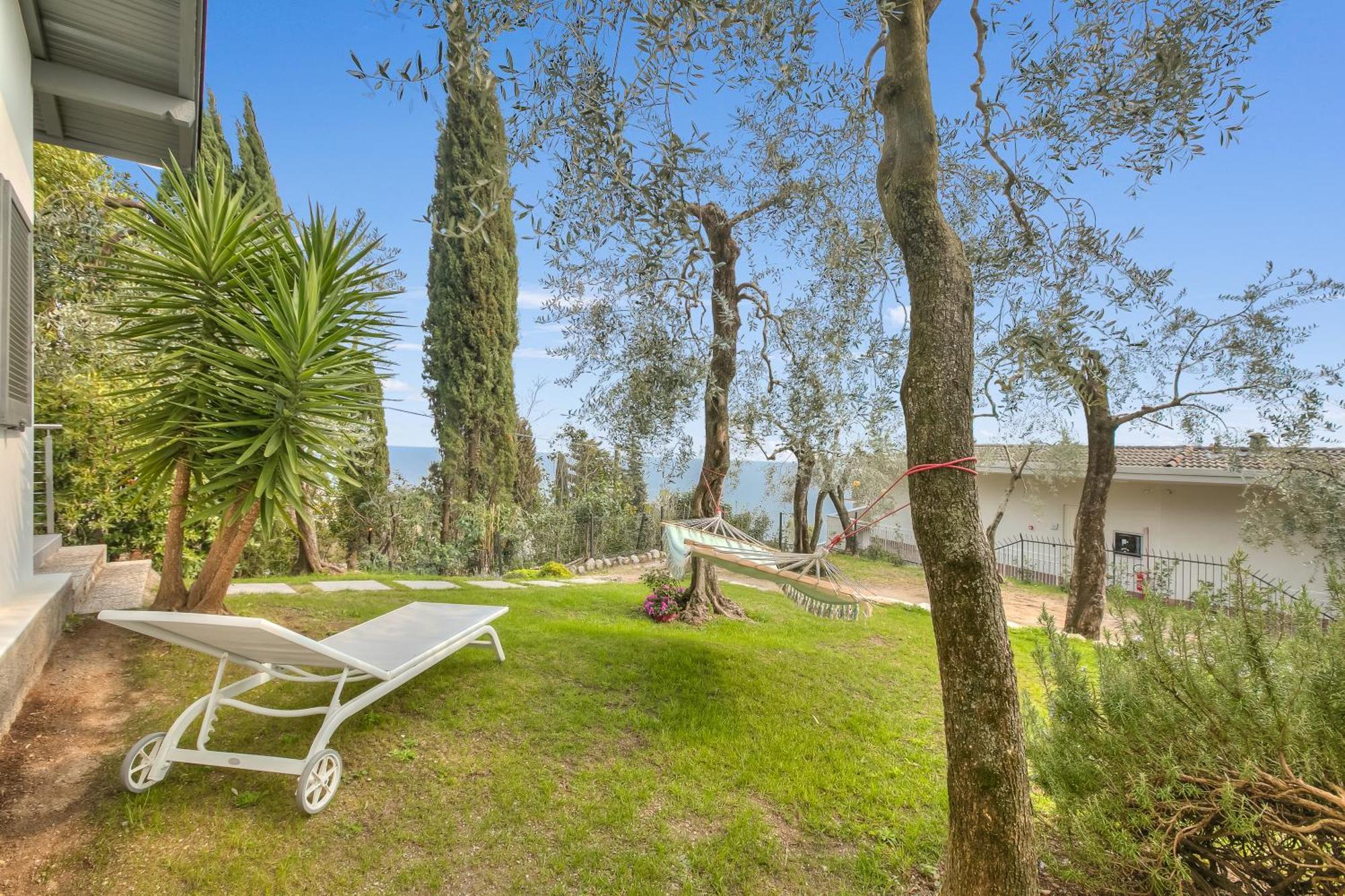 利莫内-苏尔加达Relais Nanzello Garda Living 1 And 2别墅 外观 照片